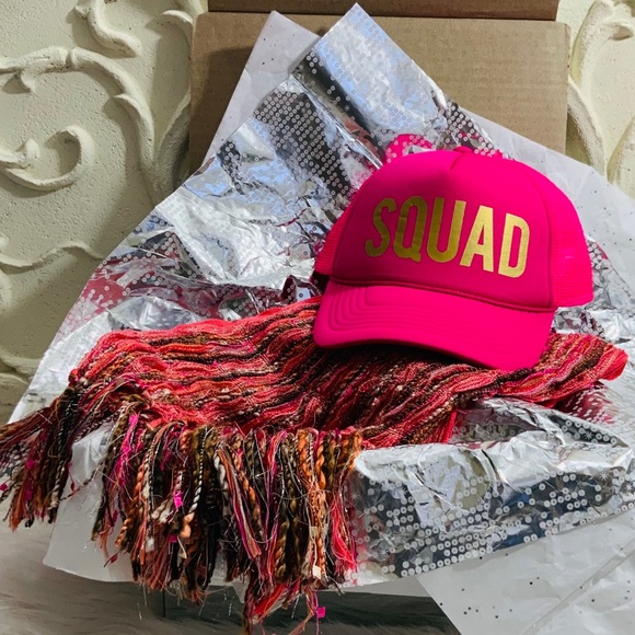 Hot Pink Scarf & Snap Back Bundle Gift Set - Picture 4 of 9